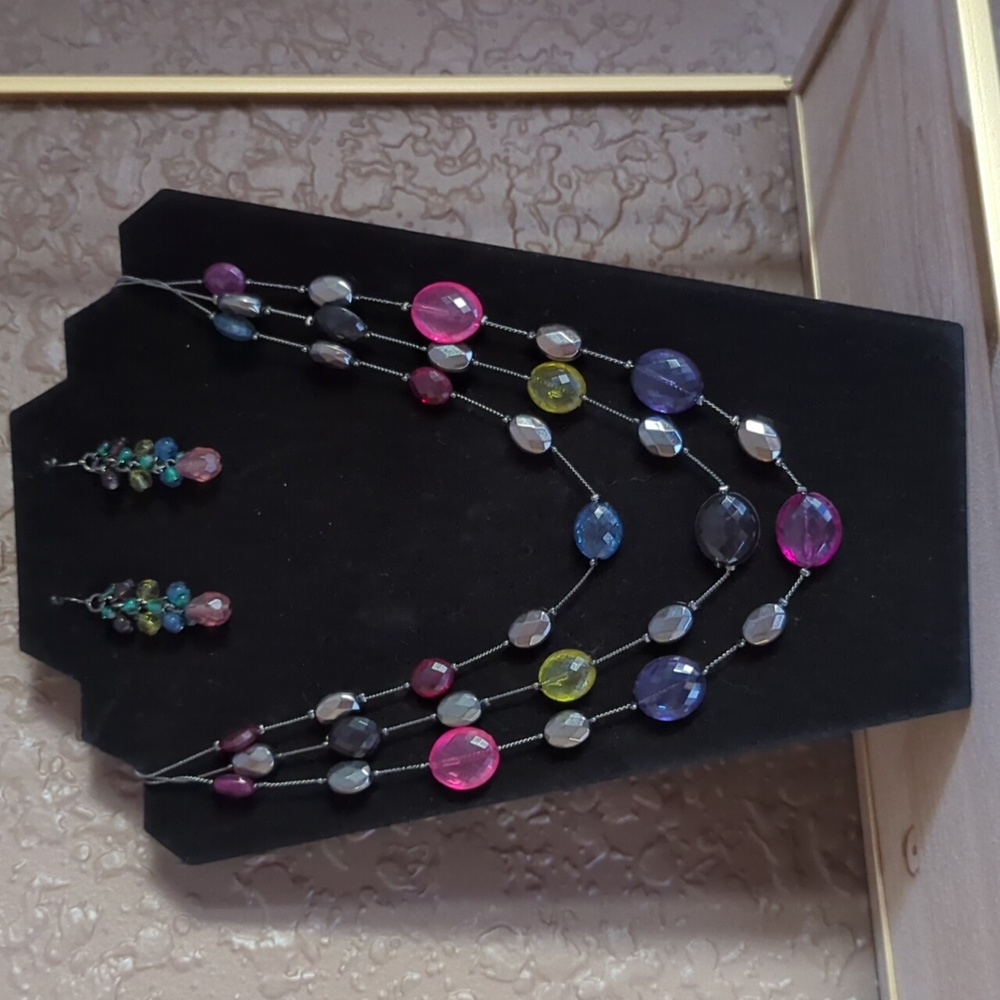 Colorful Necklace & Earrings Set NY&C EUC